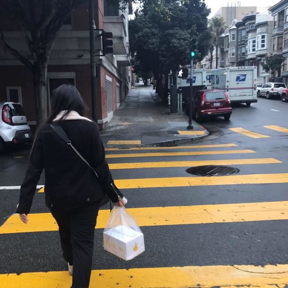 Meet your Posher, Christy - Picture 1 of 1